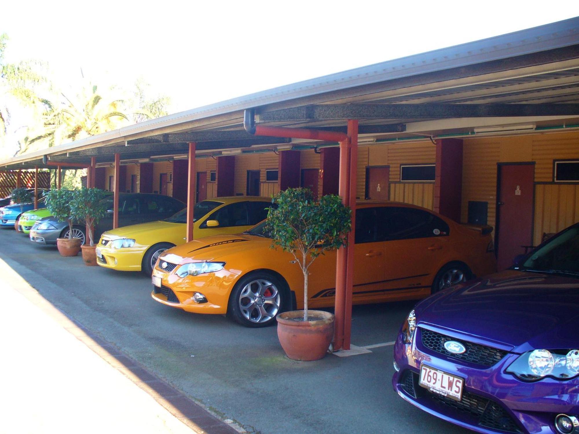 Motel Oasis Kingaroy Kültér fotó