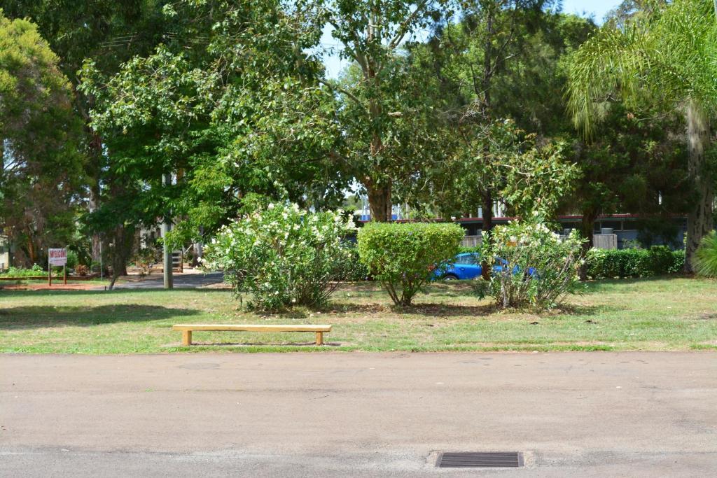 Motel Oasis Kingaroy Kültér fotó