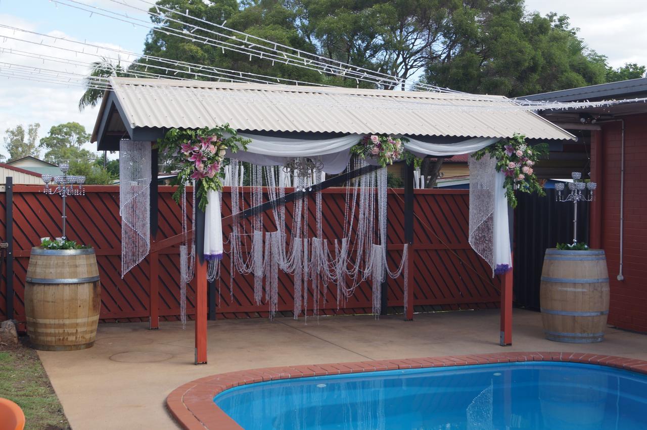 Motel Oasis Kingaroy Kültér fotó